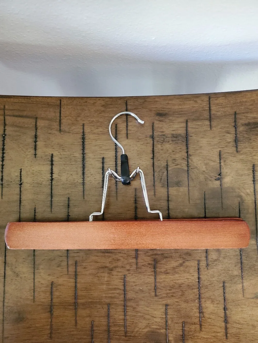 Wooden Pant Clamp Hangers  Natural Cherry Walnut Lot of 8